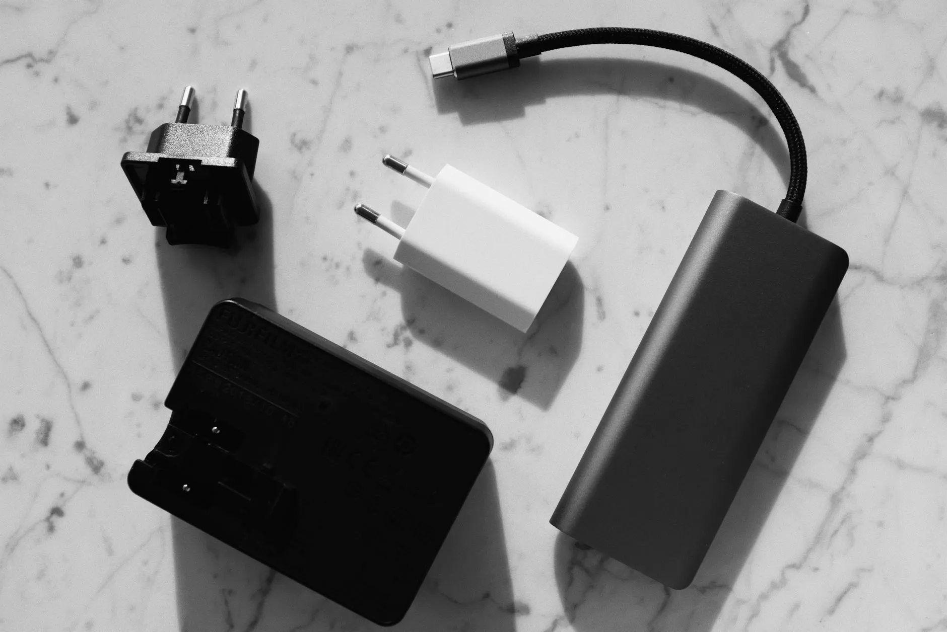 佛山管业制造塑料管件选型对比：富仕林PE管与PPR管性能差异